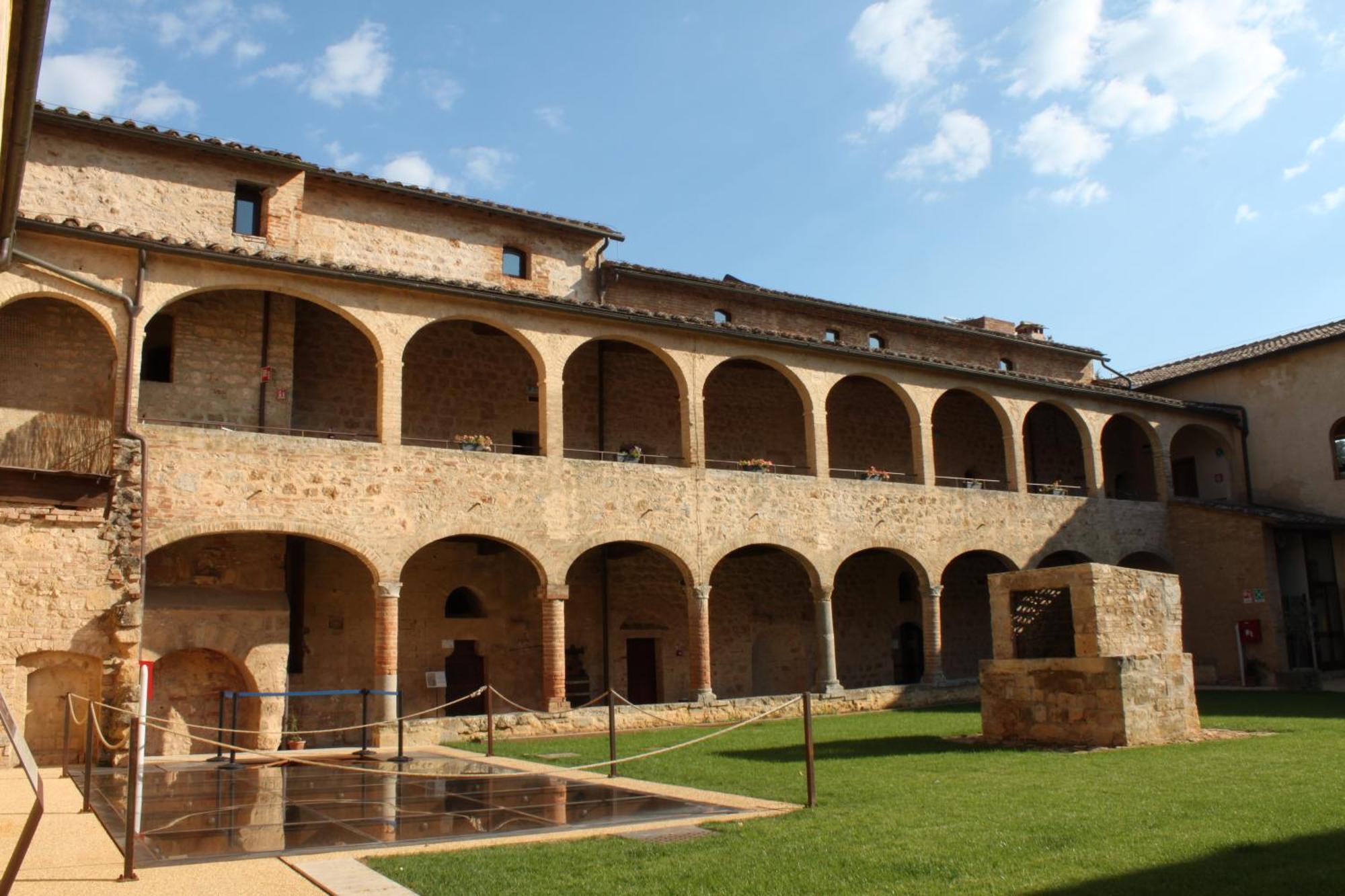 Ostello Contessa Ava Dei Lambardi Monteriggioni Exterior foto