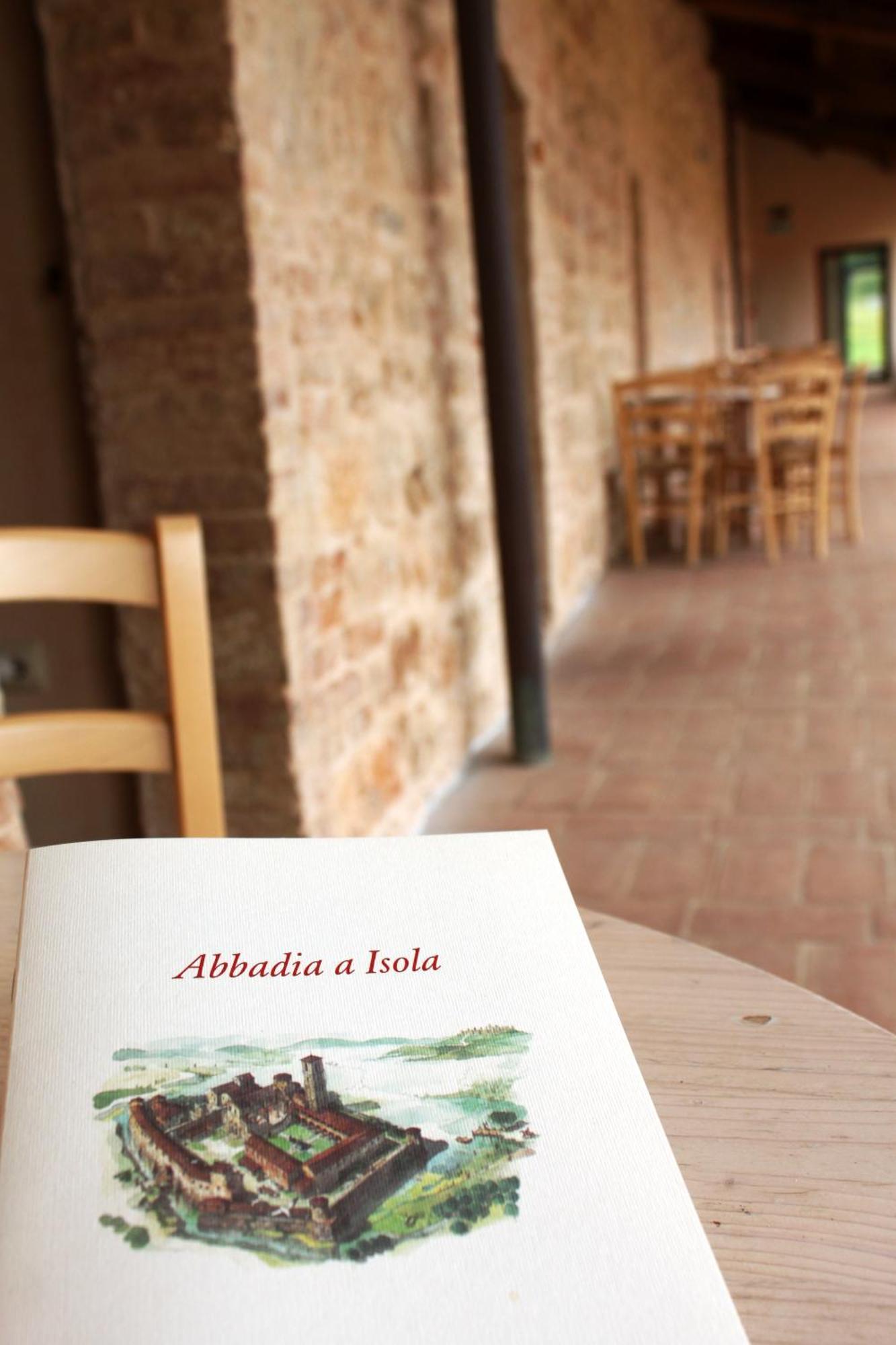 Ostello Contessa Ava Dei Lambardi Monteriggioni Exterior foto