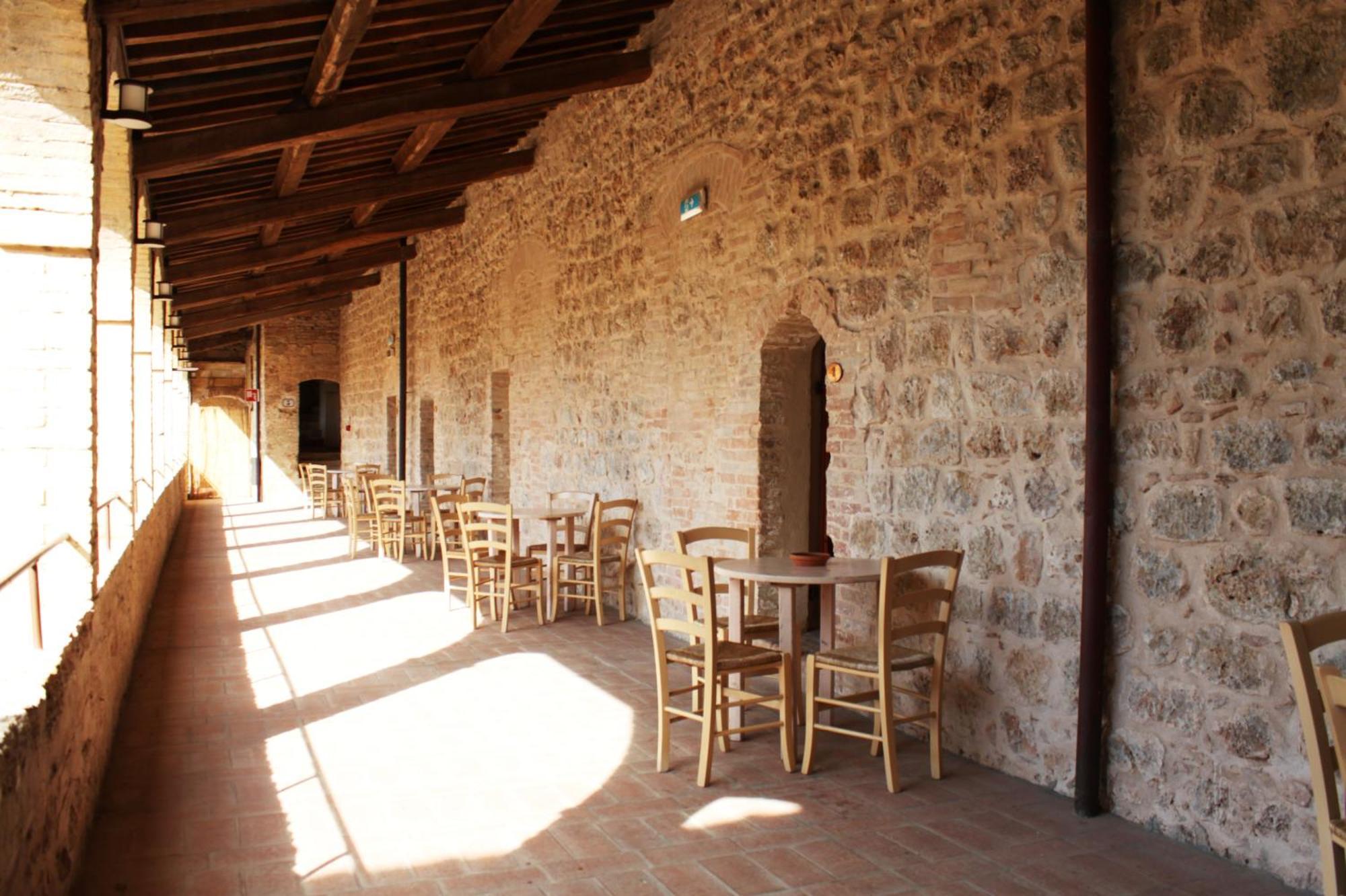 Ostello Contessa Ava Dei Lambardi Monteriggioni Exterior foto