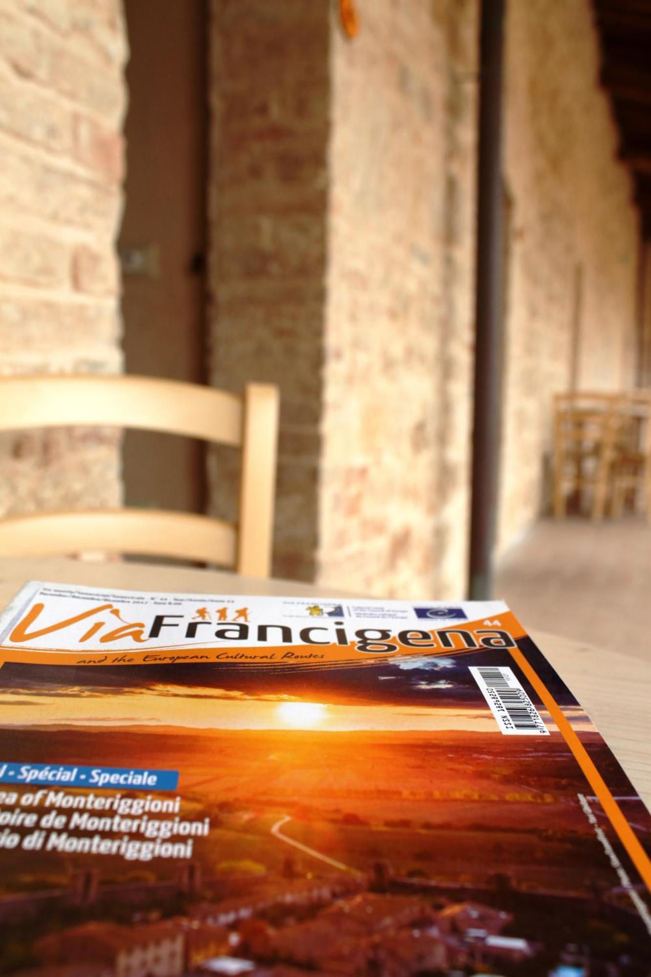 Ostello Contessa Ava Dei Lambardi Monteriggioni Exterior foto